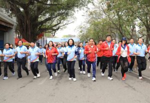 Tham gia và tổ chức sự kiện